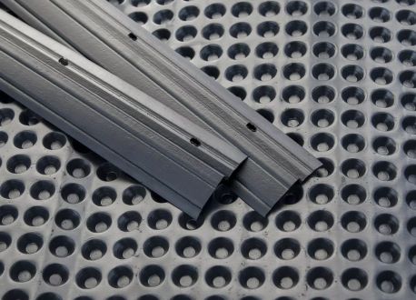 listwa do montażu folii wytłaczanych, kubełkowych