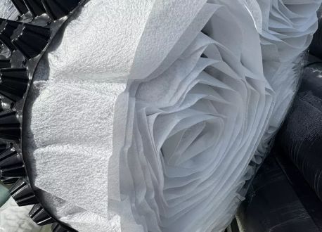 mata retencyjno-drenażowa na dachy zielone HYDROTEC Geo Dren 810TT